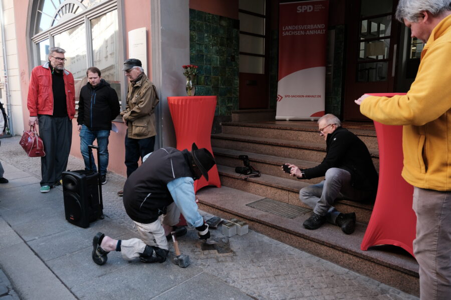 Stolpersteinverlegung in der Großen Märkerstraße